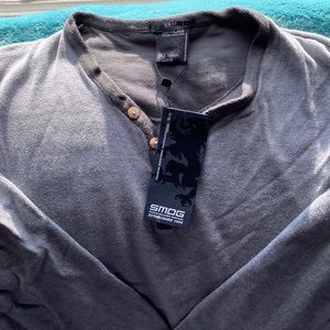 NWT. Size XL mens lightweight sweater.